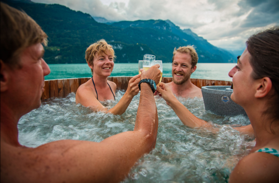 hot tub brienz01